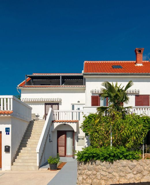 Apartments And Rooms With Parking Space Njivice, Krk - 17010 Njivice