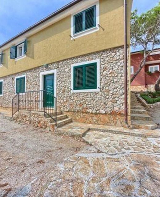 Apartments By The Sea Rogoznica - 17458