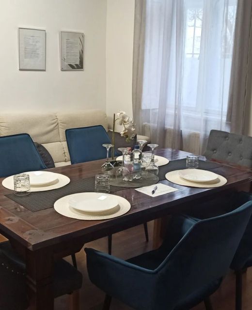 Váralja Apartman Tata