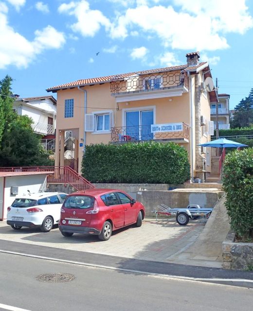 Apartments Karina Njivice Krk