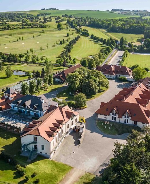 DAROVANSKÝ DVŮR RESORT, WELLNESS & GOLF HOTEL Břasy