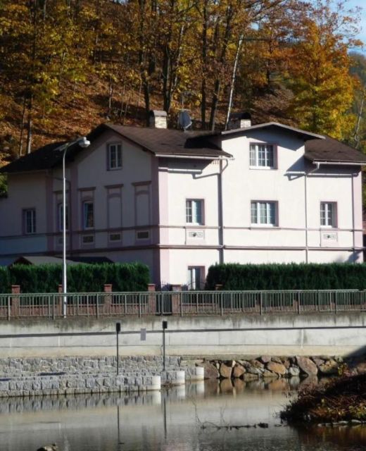 Penzion U splavu Loket