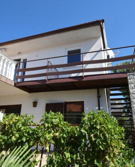 Apartments Adriana Omišalj