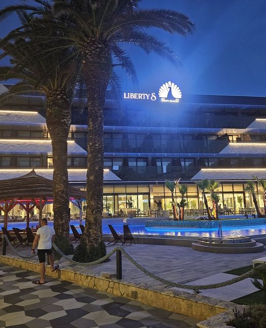 Royaluxs Hotel Liberty Novalja