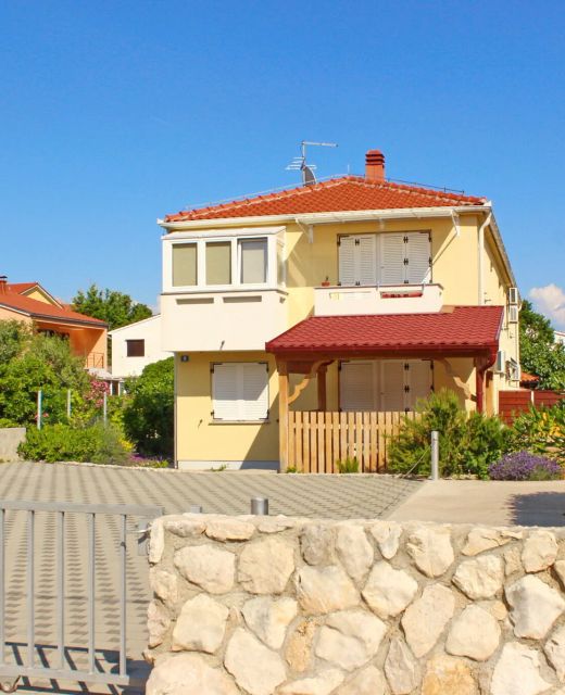 Apartman Bebek Baska