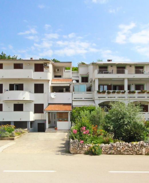 Apartmani Karamarko Baska
