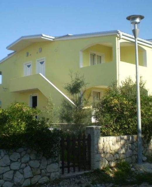 Apartments Cecilija Povljana