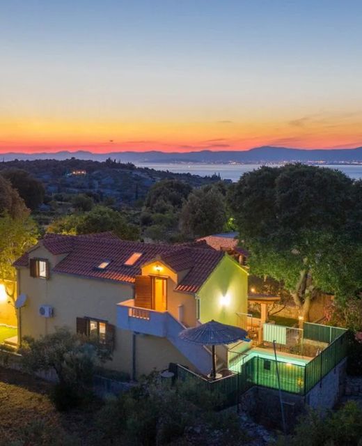 Luxury Villa With A Swimming Pool Škrip, Brač - 17350 Škrip