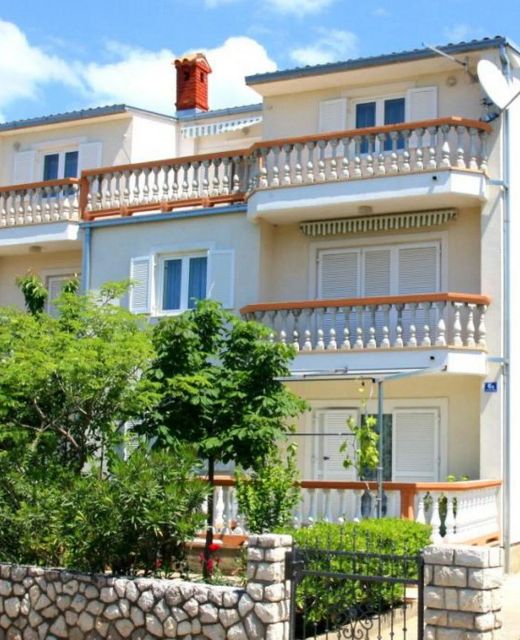 Apartmani Blazic Jadranovo