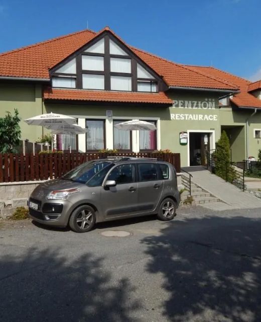 Penzion a restaurace U Kašných Mníšek pod Brdy