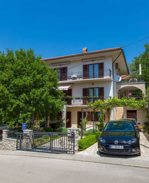 Apartments Dora Selce
