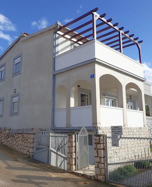 Apartment Ana - with whirlpool Maslenica