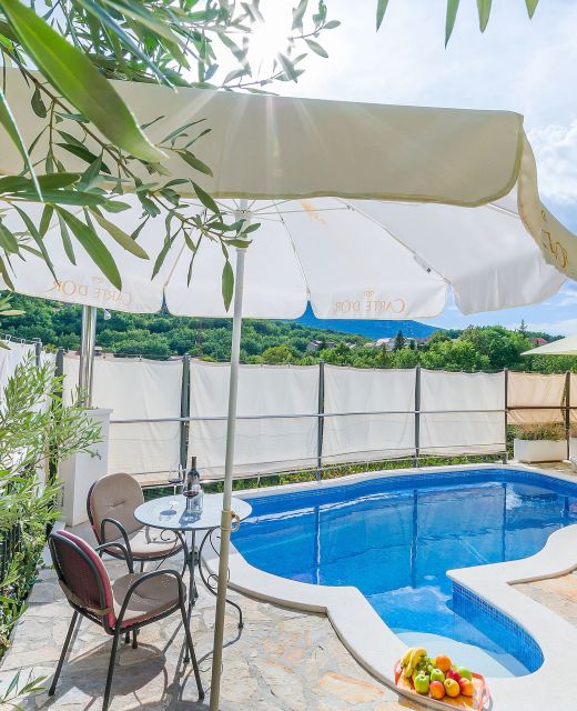 Villa Holiday home Zvečanje