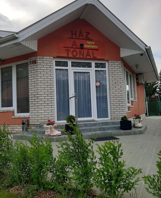 Ház a tónál Agárd