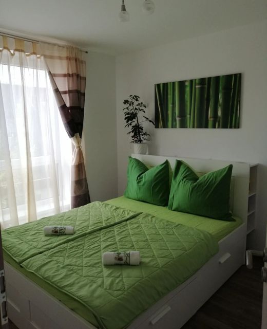 Green-leaf Apartman Eger