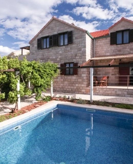 Vila Venecija Povlja