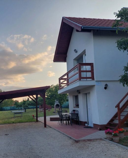 Laurus Vendégház Lovas