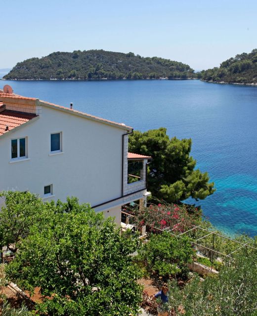 Apartments By The Sea Karbuni, Korčula - 18137 Karbuni