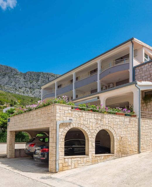 Apartments And Rooms By The Sea Duće, Omiš - 18155 Duće