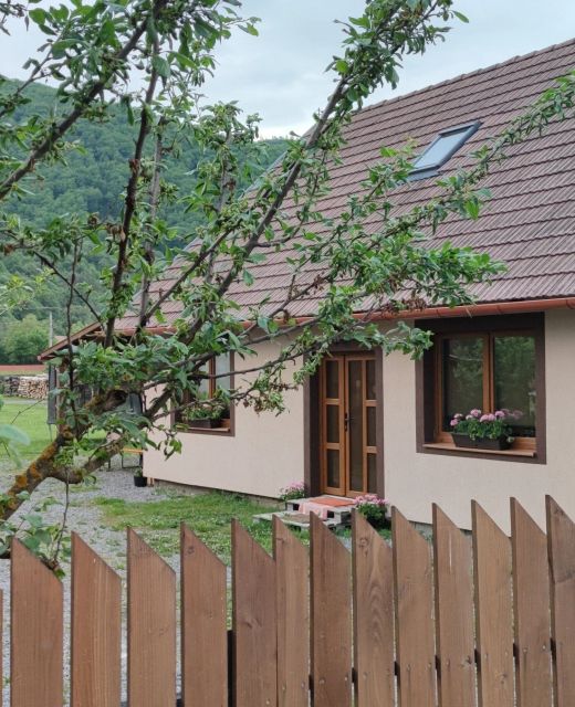 Casa de Oaspeți Gyümölcsös Sub Cetate