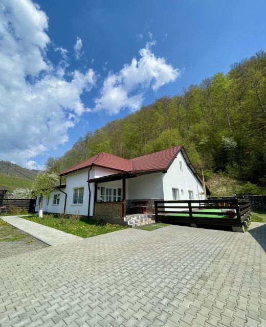 Casa Lirca Răstolița