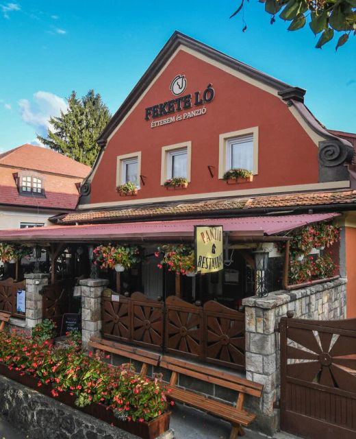 Fekete Ló Étterem és Panzió Eger