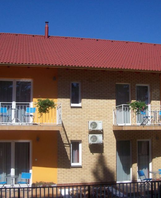 Damjanich Apartmanház Siófok