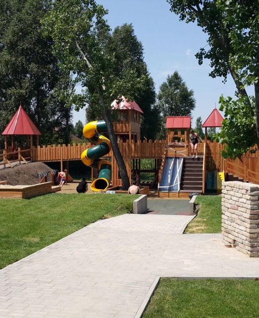 WF Szabadidőpark Faházak Komárom