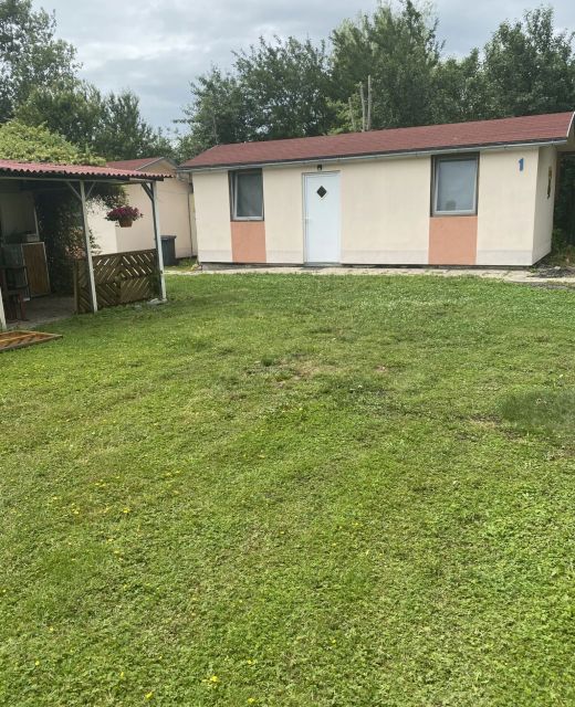 Napraforgó Apartmanok Balatonfűzfő