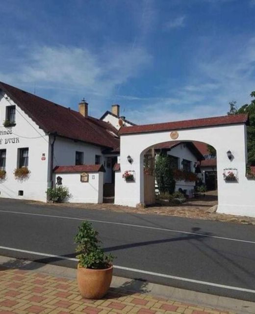 Selský Dvůr Biskoupky Sebečice