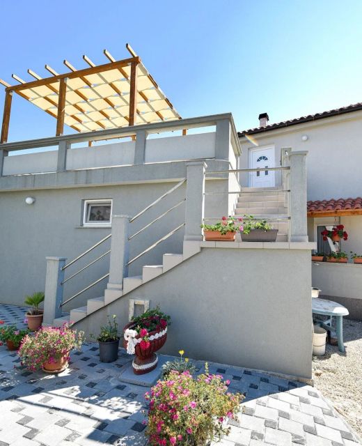 Apartment Radicevic Vir