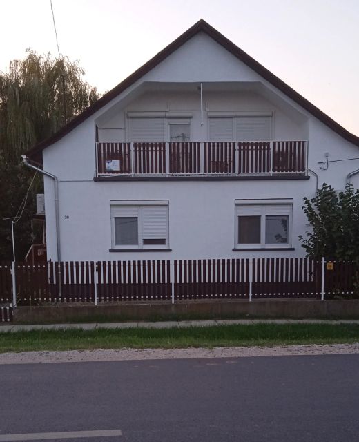 Faragó Vendégház Abádszalók