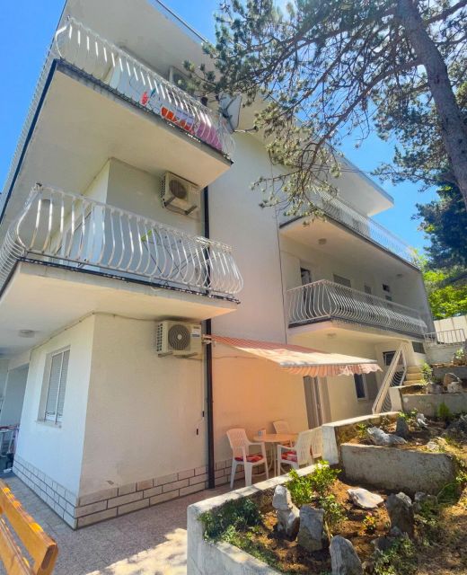 Apartmani Combaj Jadranovo