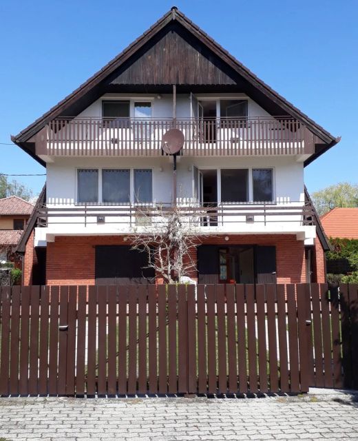 Fiumei Apartmanok Balatonboglár
