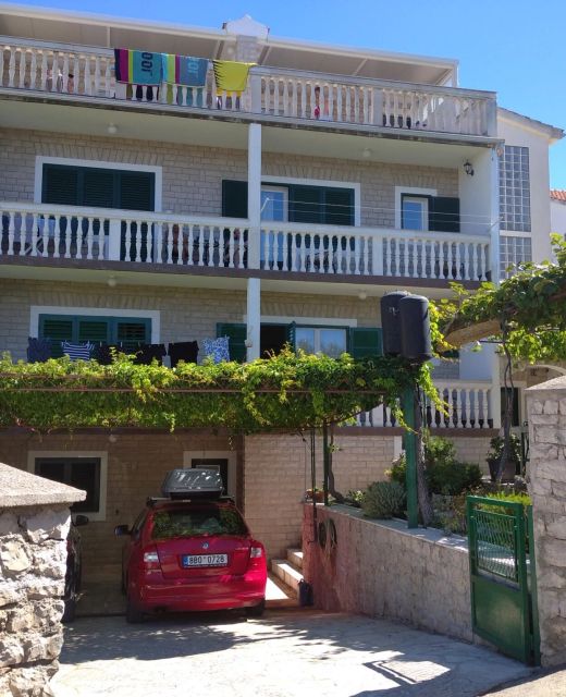 Apartmani Crljen Brodarica