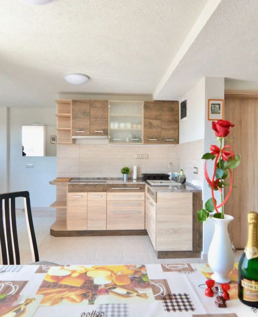 V4 Apartman Eger