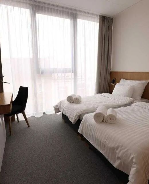 HOTEL SMETANOVA OBCHODNÍ GALERIE Vsetín