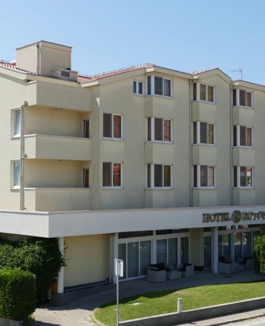 Hotel Rotondo Donji Seget