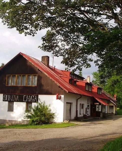 Bokova chata + apartmány u Toma Nové Hutě
