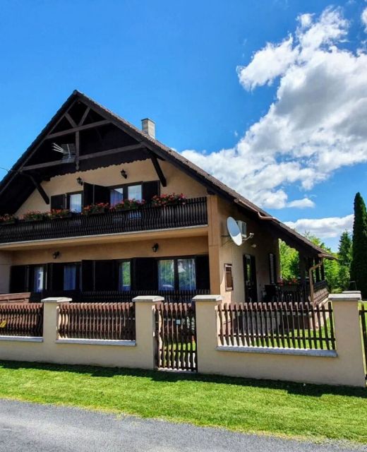 Varga Gardens Vendégház Balatonmáriafürdő