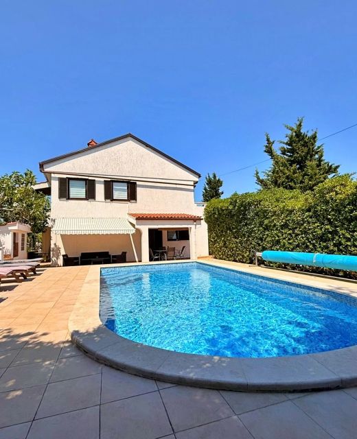 Apartmani Brnić Ž. Šilo