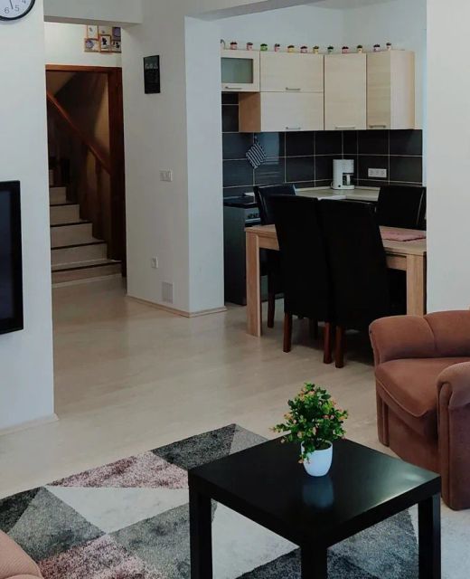 Müezzin Apartman Eger