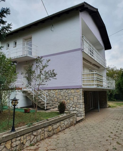 Lila Apartman Csopak