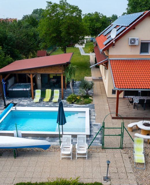 Kozák Apartman és Horgászház Békésszentandrás