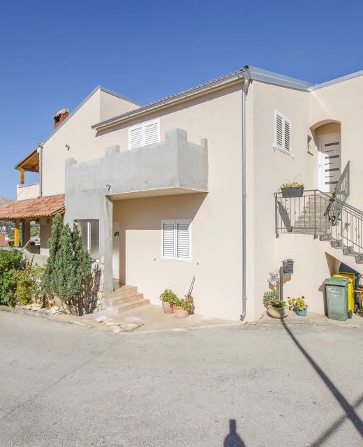 Apartments Vinka Grebastica
