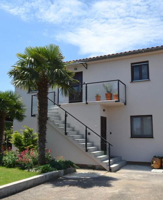 Apartments Aki Milovčići