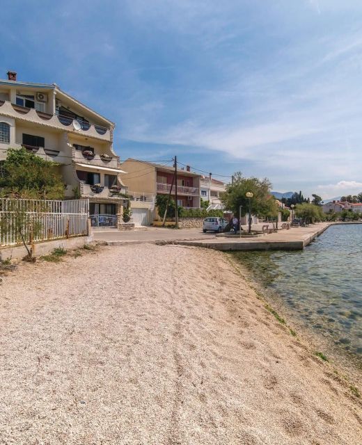 Apartman Kaštel Kamblelovac - CDE498
