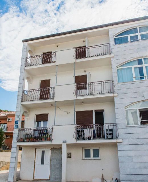 Apartman Slatine - CDC530