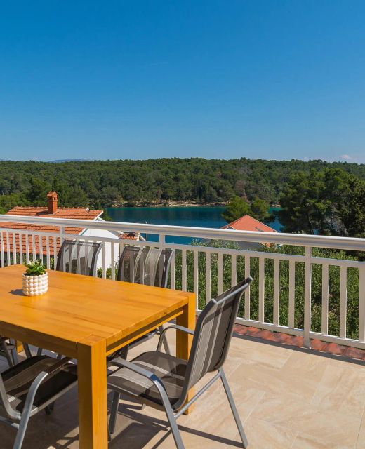 Apartman Vrboska - CDH591