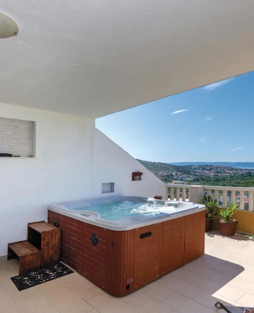 Apartman Žrnovnica - CDE339